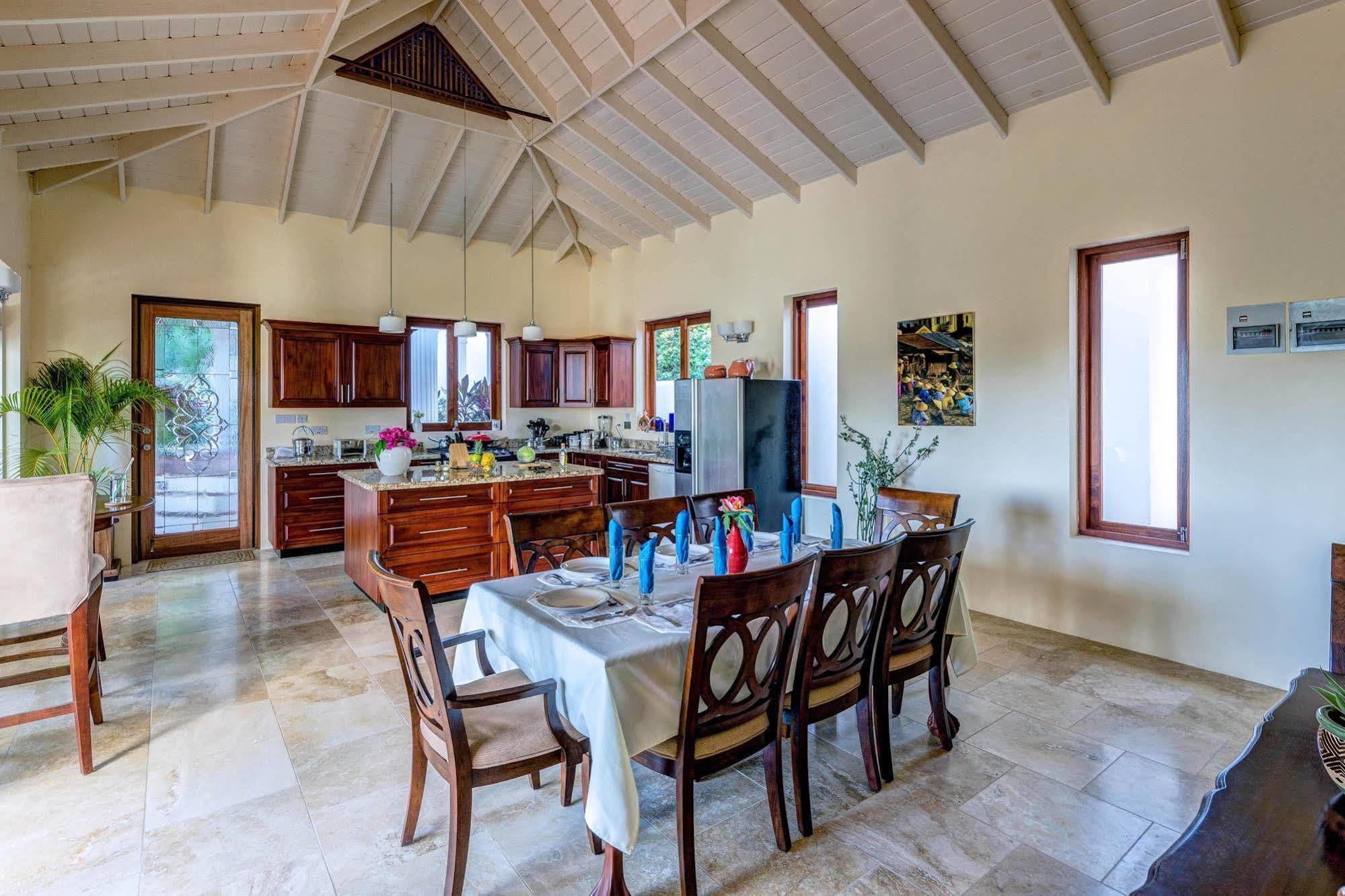 פורט אליזבת' Sadewa Villa מראה חיצוני תמונה