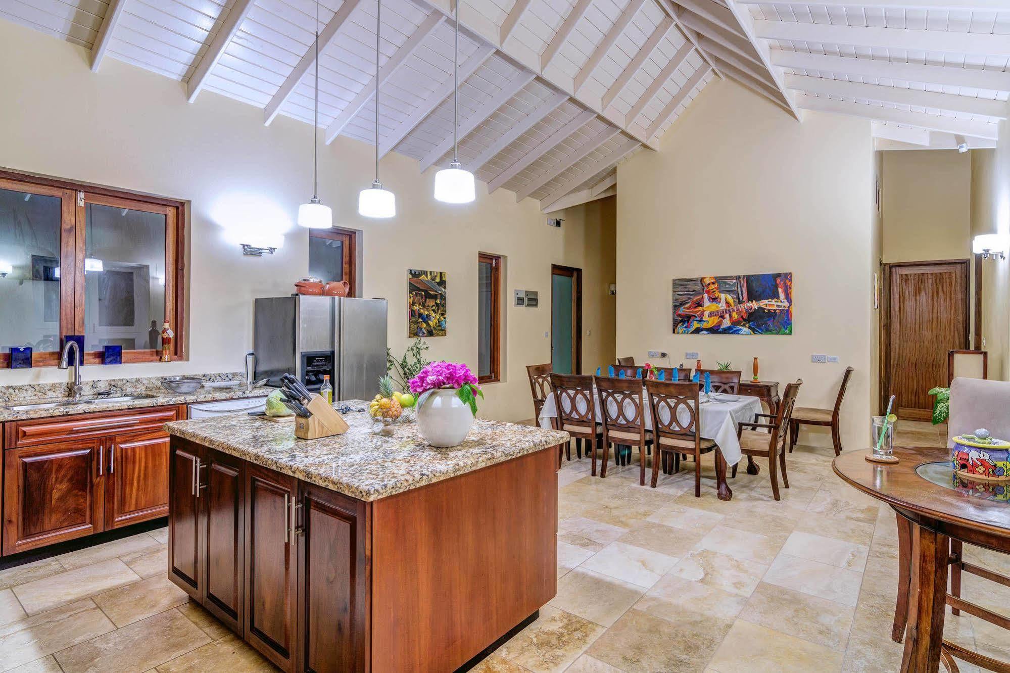 פורט אליזבת' Sadewa Villa מראה חיצוני תמונה
